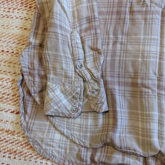 Universal Thread Top - Picture 6 of 6